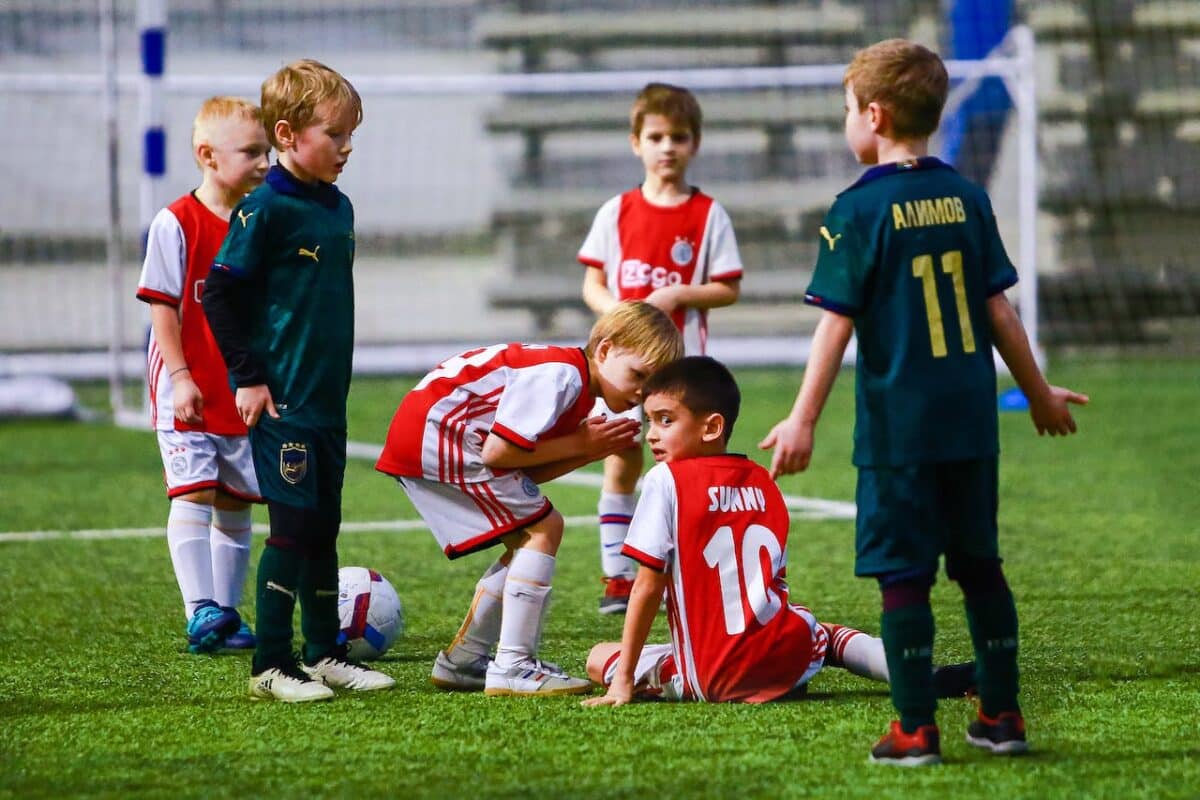 Comment choisir la colonie de foot idéale ?