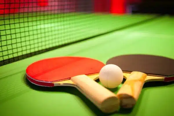 Maîtrisez l’art du ping-pong : Comprendre et appliquer les règles essentielles du jeu