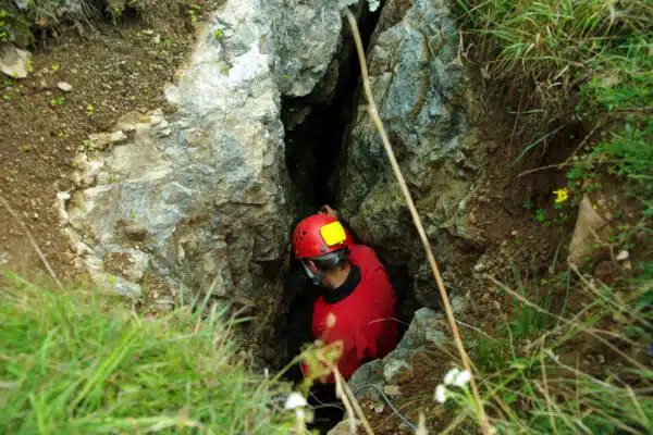 Guide complet pour améliorer vos compétences en canyoning